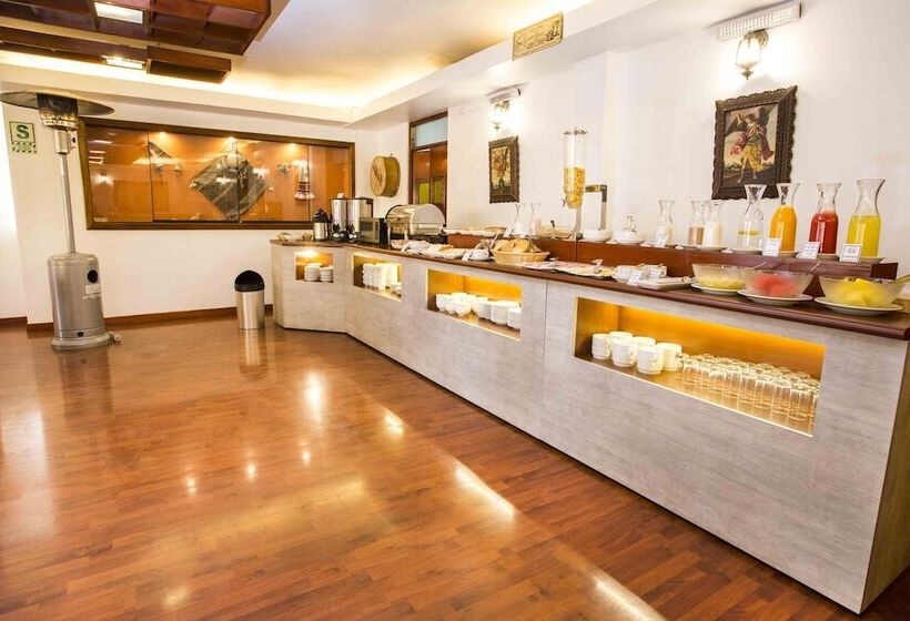 Отель Conde De Lemos