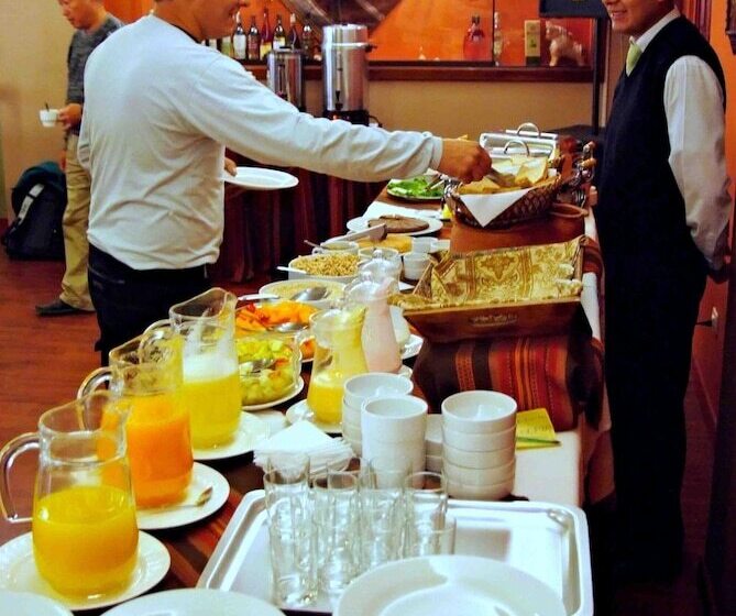 Отель Conde De Lemos