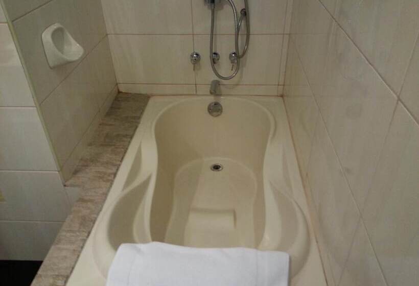 Отель Conde De Lemos