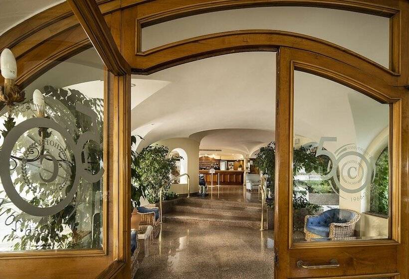 ホテル Continental Ischia