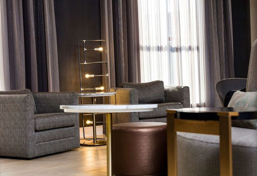 فندق Doubletree By Hilton Boston Logan Airport Chelsea