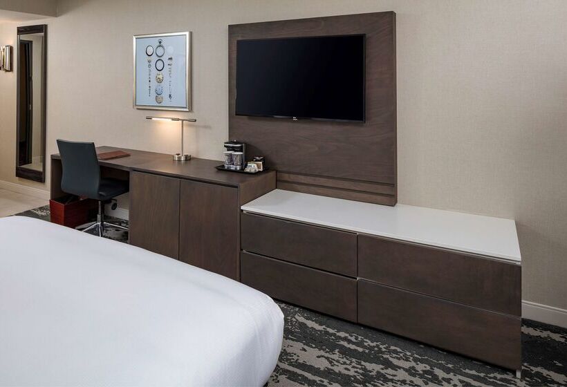 فندق Doubletree By Hilton Boston Logan Airport Chelsea