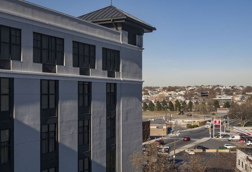 فندق Doubletree By Hilton Boston Logan Airport Chelsea