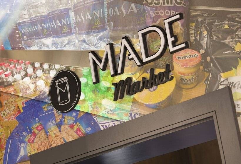 فندق Doubletree By Hilton Boston Logan Airport Chelsea