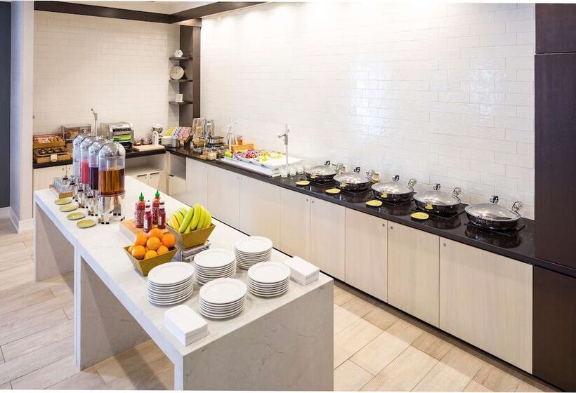 فندق Doubletree By Hilton Boston Logan Airport Chelsea