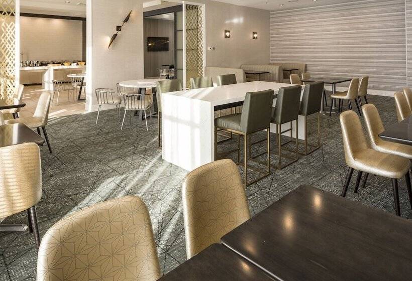 فندق Doubletree By Hilton Boston Logan Airport Chelsea