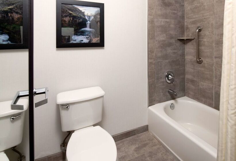 Doubletree By Hilton Hotel Olympia