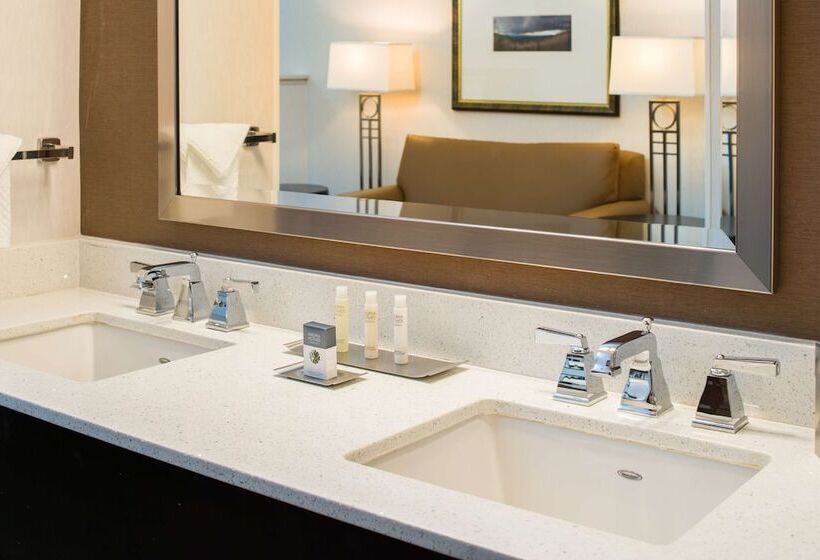 Doubletree By Hilton Hotel Olympia