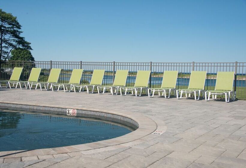 Отель The Dunes On The Waterfront