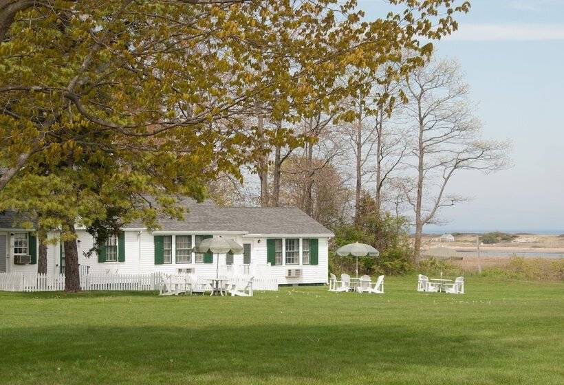 Отель The Dunes On The Waterfront