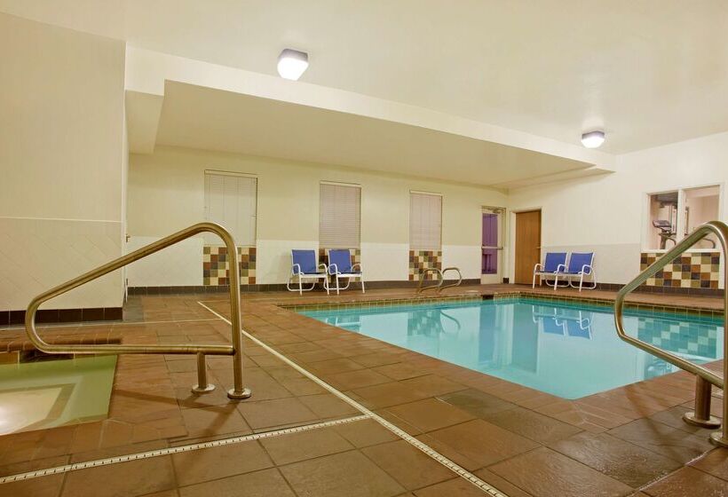 فندق Extended Stay America Suites  Juneau  Shell Simmons Drive
