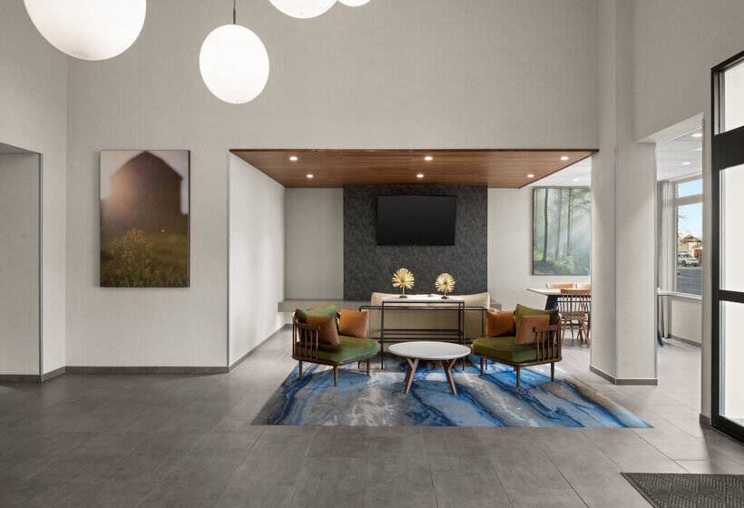 هتل Fairfield By Marriott Inn & Suites Helena North