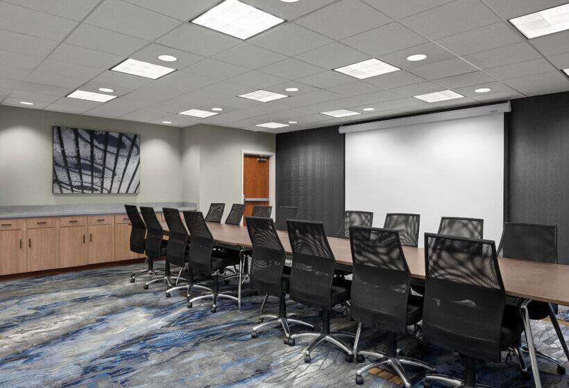 هتل Fairfield By Marriott Inn & Suites Helena North