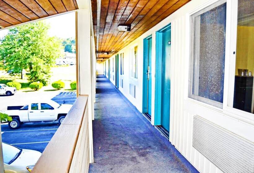 호텔 Flagship Inn & Suites