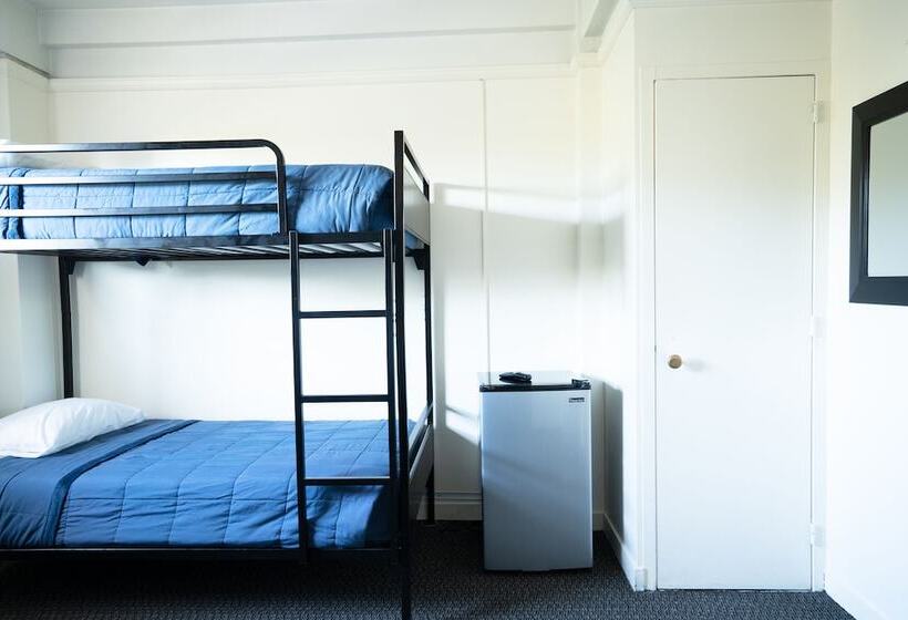 فندق Flushing Ymca   Hostel