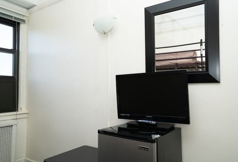 فندق Flushing Ymca   Hostel