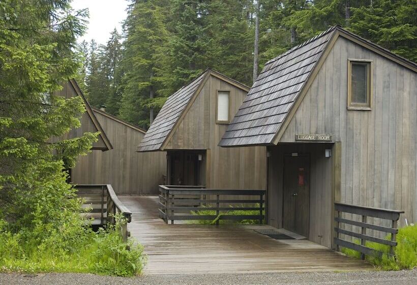 فندق Glacier Bay Lodge