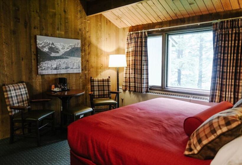 فندق Glacier Bay Lodge