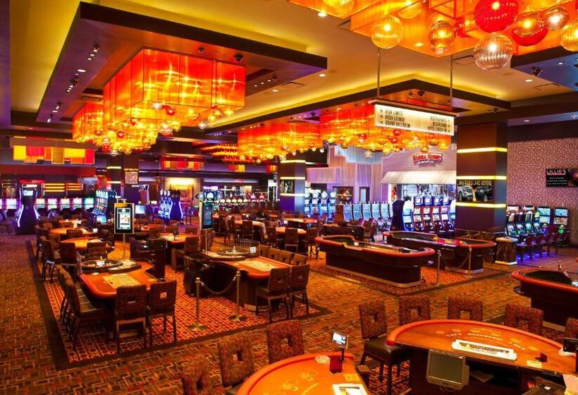 בית מלון כפרי Golden Nugget Biloxi