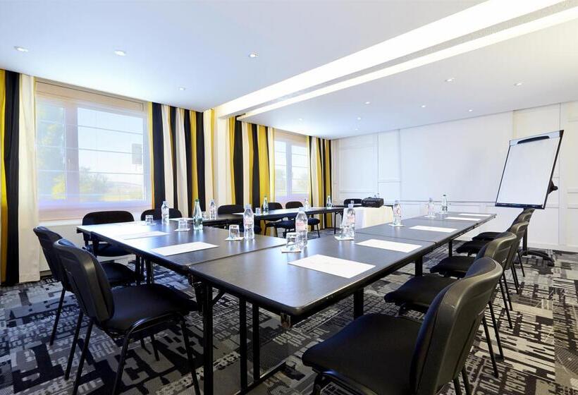 酒店 Campanile Troyes Nord   Barberey