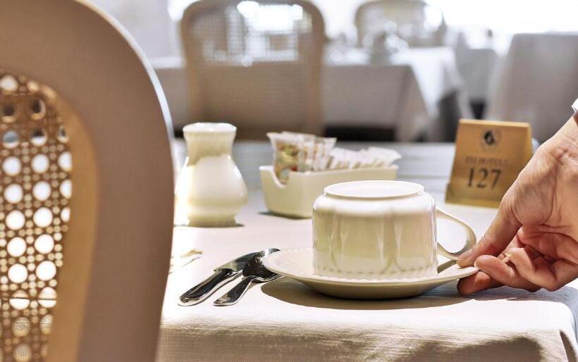 Grand Hotel Smeraldo Beach