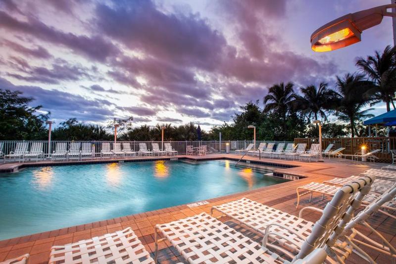 فندق Gullwing Beach Resort