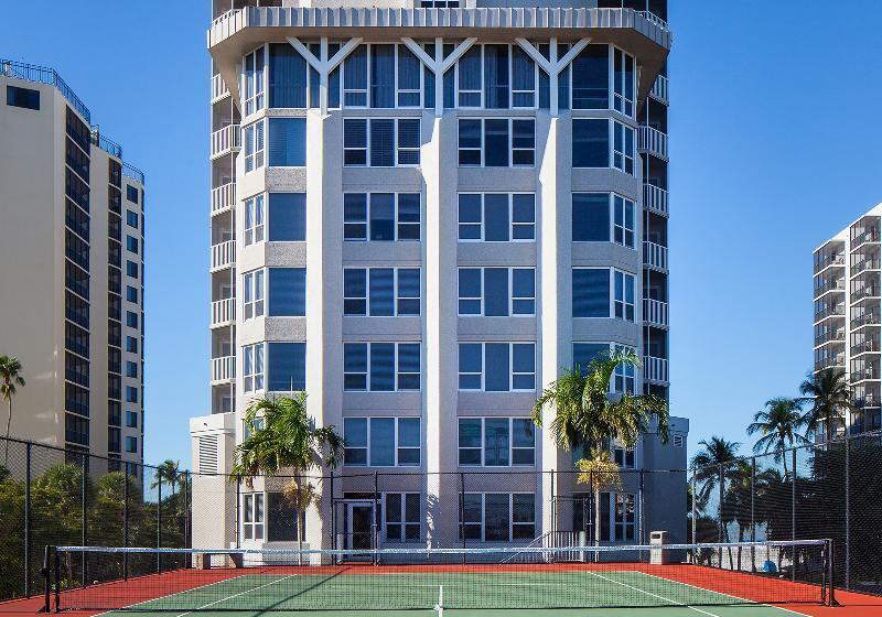 فندق Gullwing Beach Resort