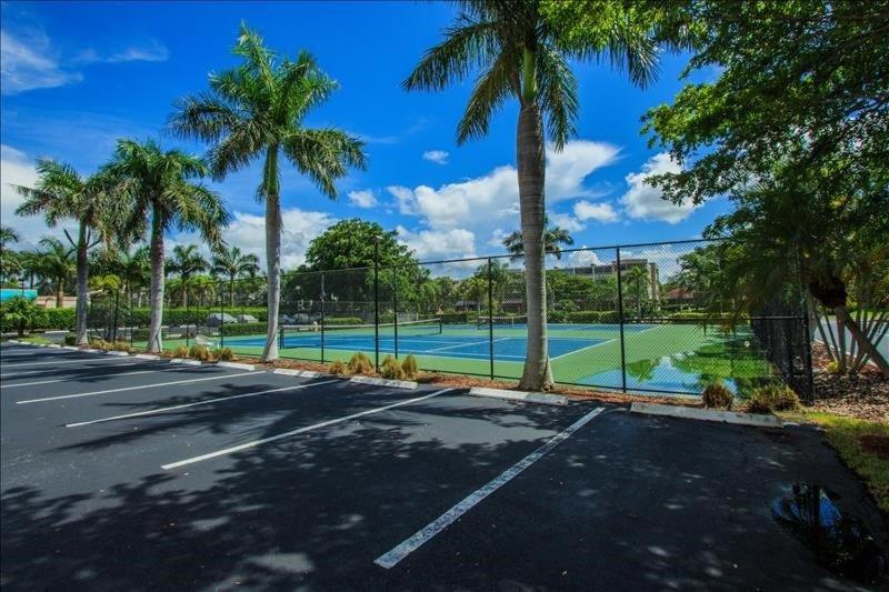 فندق Harborview Sea Winds