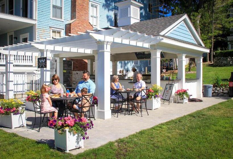 בית מלון כפרי Harbour View Inn