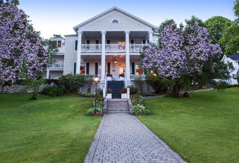 בית מלון כפרי Harbour View Inn