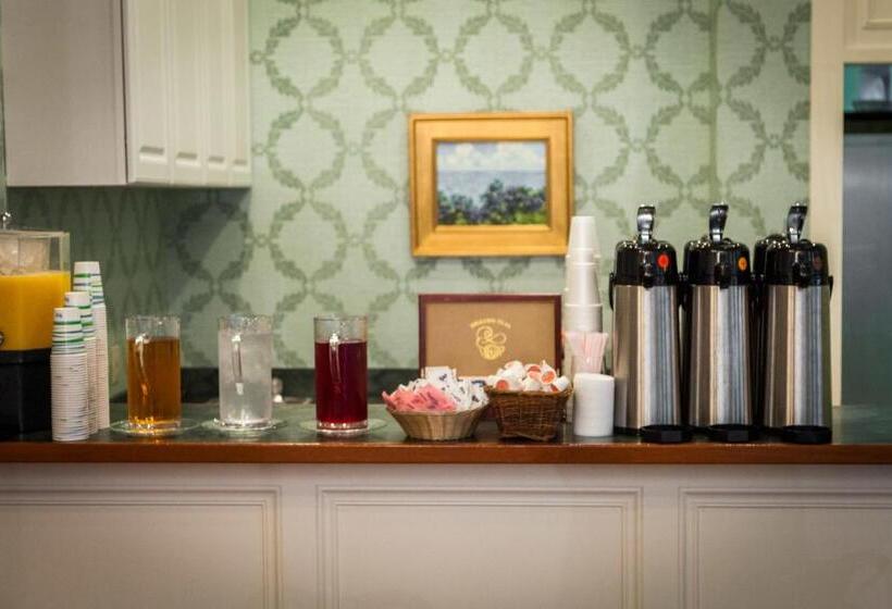 בית מלון כפרי Harbour View Inn