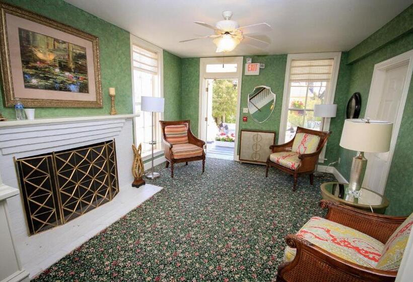 בית מלון כפרי Harbour View Inn