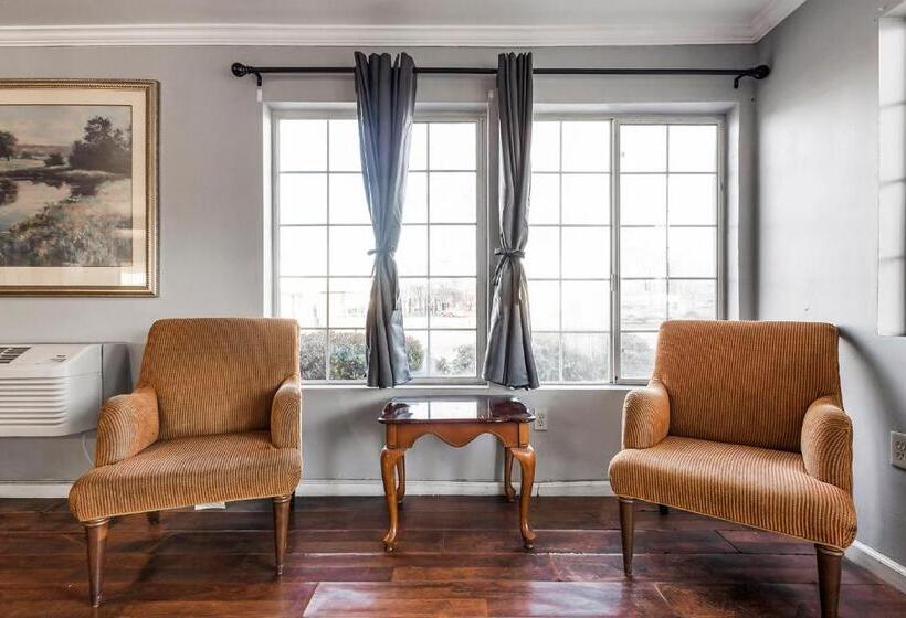 فندق Heritage Inn Express Chico