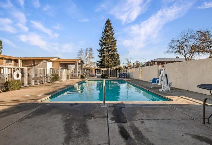 فندق Heritage Inn Express Chico