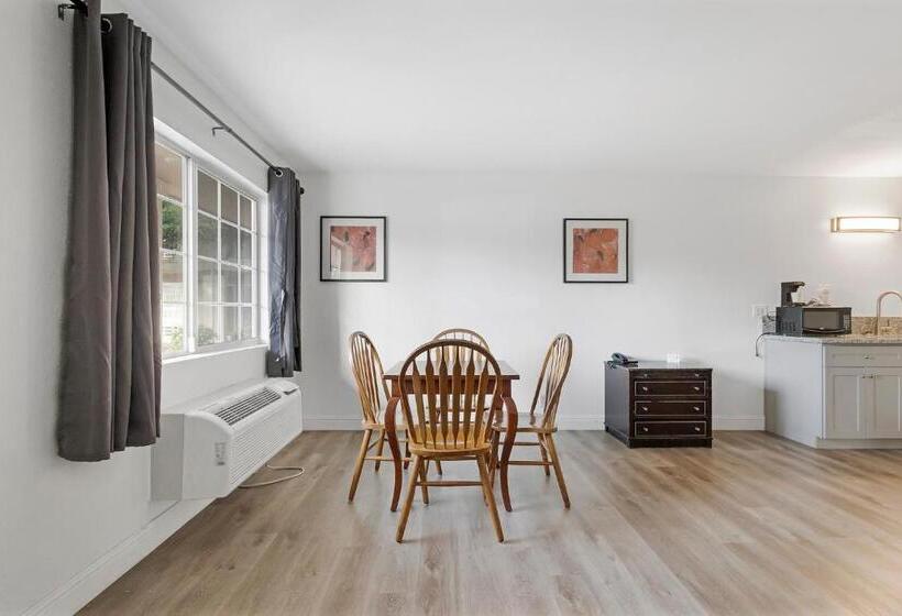 فندق Heritage Inn Express Chico