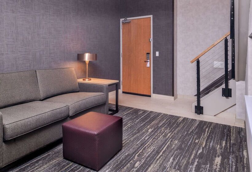 ホテル Hilton Garden Inn Bend