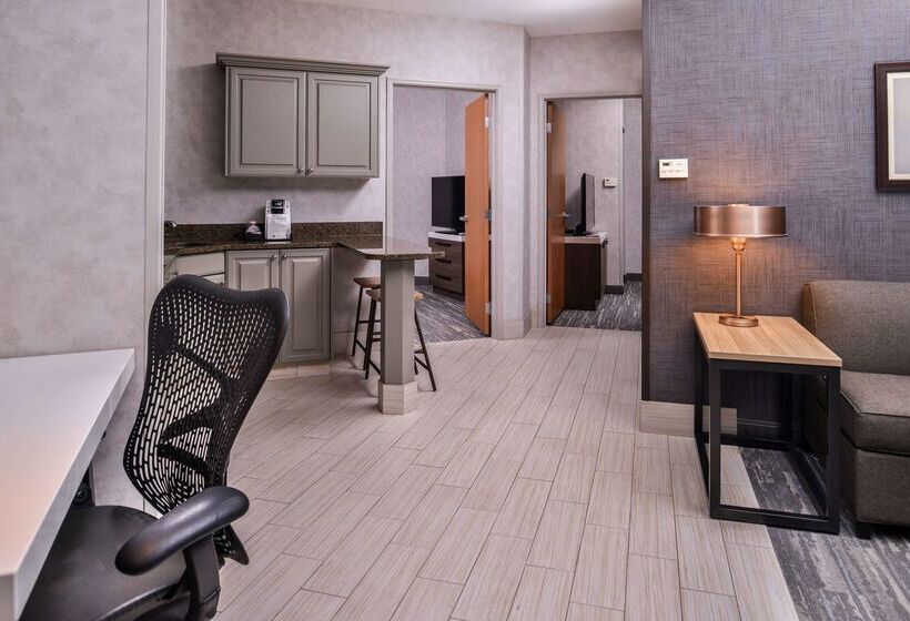 ホテル Hilton Garden Inn Bend