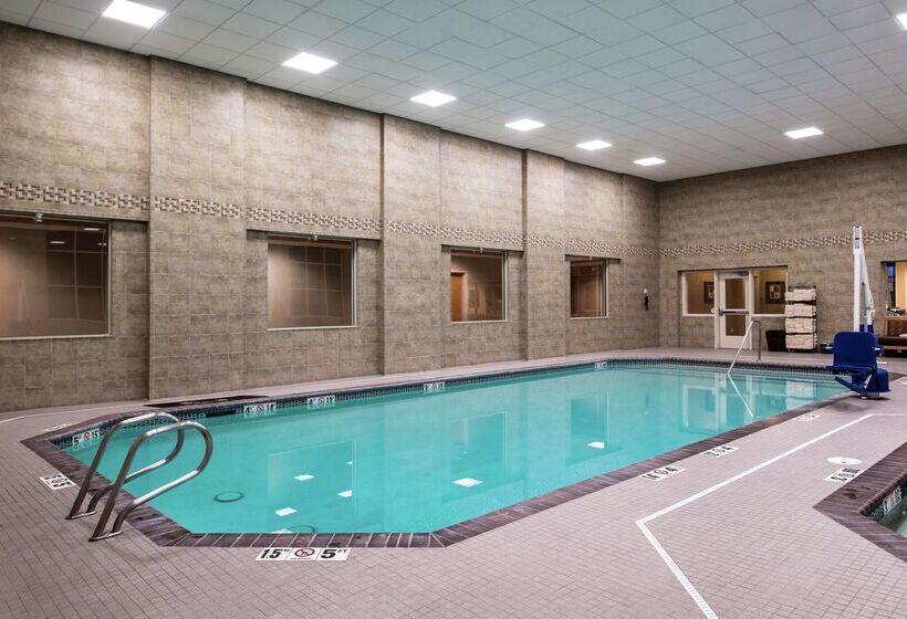 ホテル Hilton Garden Inn Bend