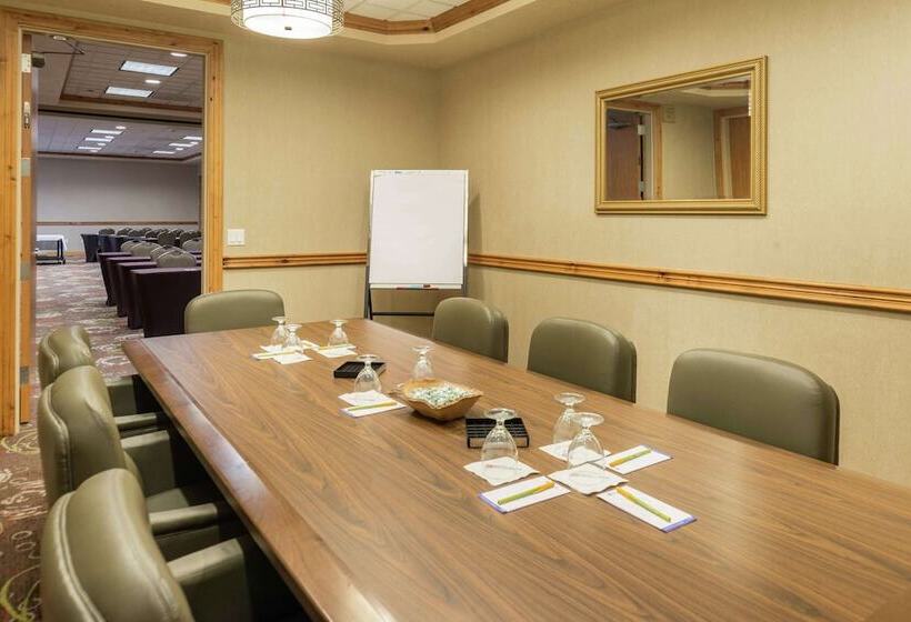 ホテル Hilton Garden Inn Bend