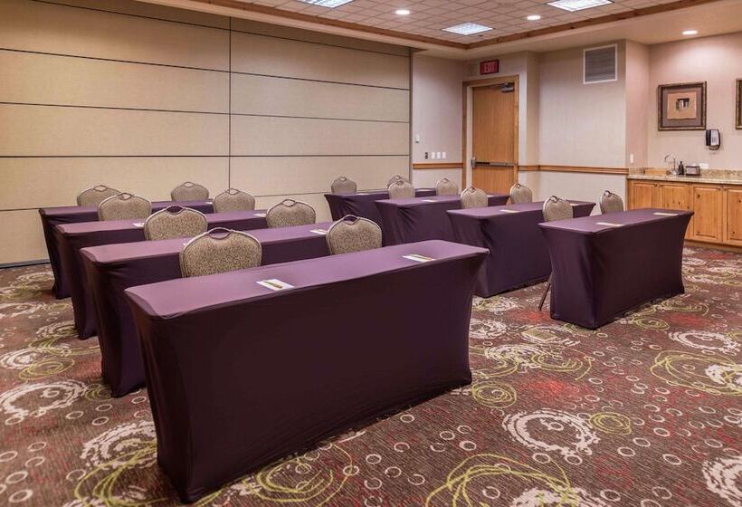 ホテル Hilton Garden Inn Bend