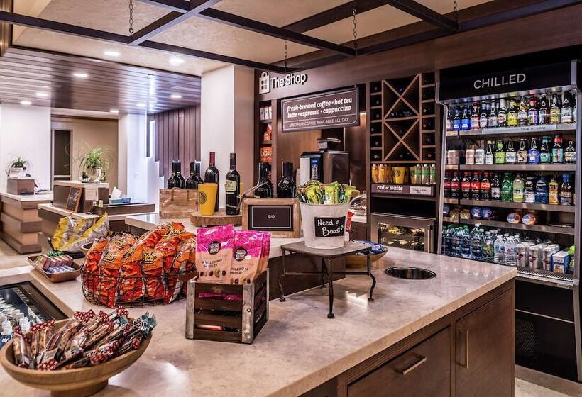 ホテル Hilton Garden Inn Bend