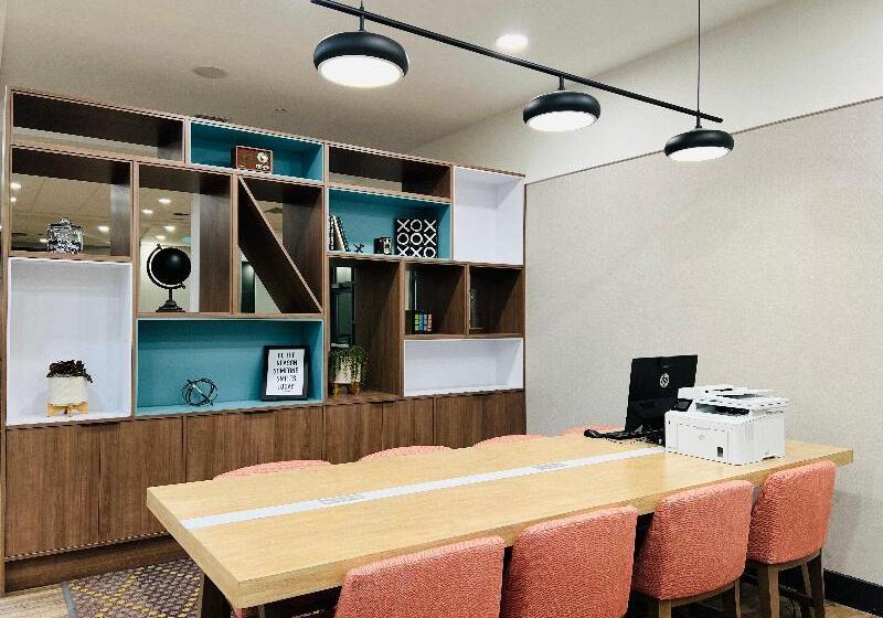 فندق Holiday Inn   Cincinnati   Liberty Way, An Ihg