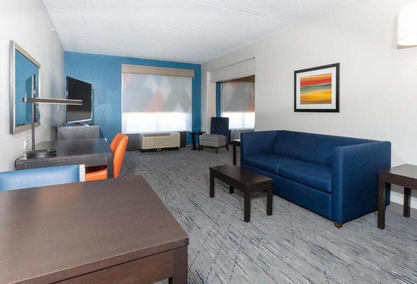 Holiday Inn Express Hotel & Suites Jacksonville Airport, An Ihg