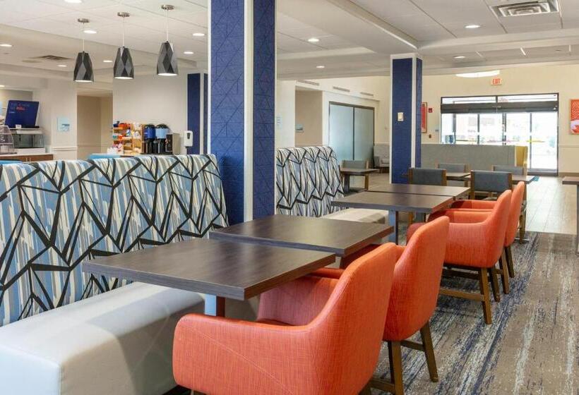 Holiday Inn Express Hotel & Suites Jacksonville Airport, An Ihg