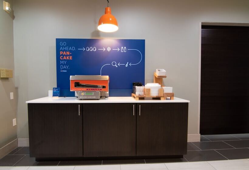 فندق Holiday Inn Express & Suites   Indianapolis Northwest, An Ihg