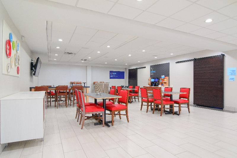 فندق Holiday Inn Express & Suites   Indianapolis Northwest, An Ihg