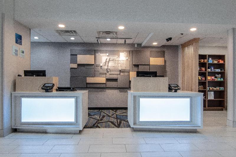 فندق Holiday Inn Express & Suites   Indianapolis Northwest, An Ihg