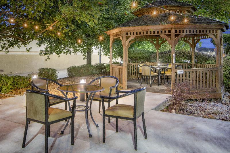 فندق Holiday Inn Express & Suites Longview North, An Ihg