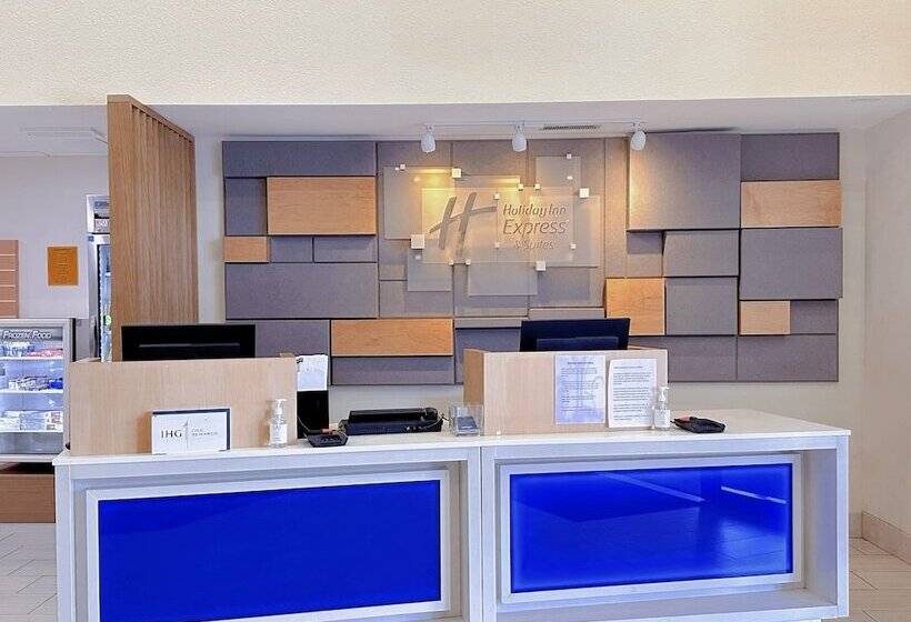 فندق Holiday Inn Express & Suites   Prospect Heights, An Ihg