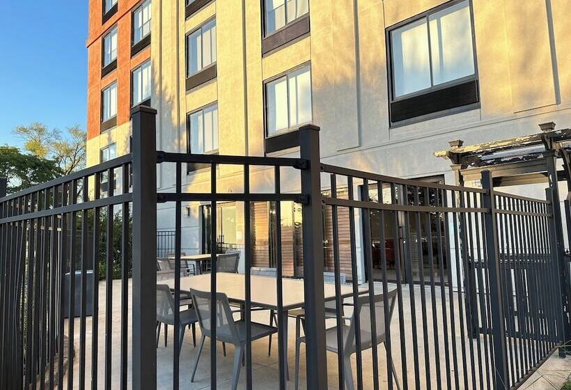 בית מלון כפרי Holiday Inn Express & Suites   Prospect Heights, An Ihg